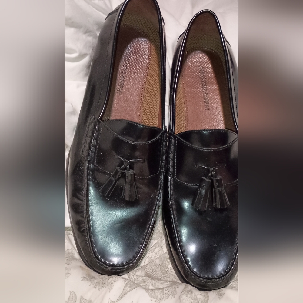 Johnston & Murphy Hayes Black Leather Tassel Loafers 13M